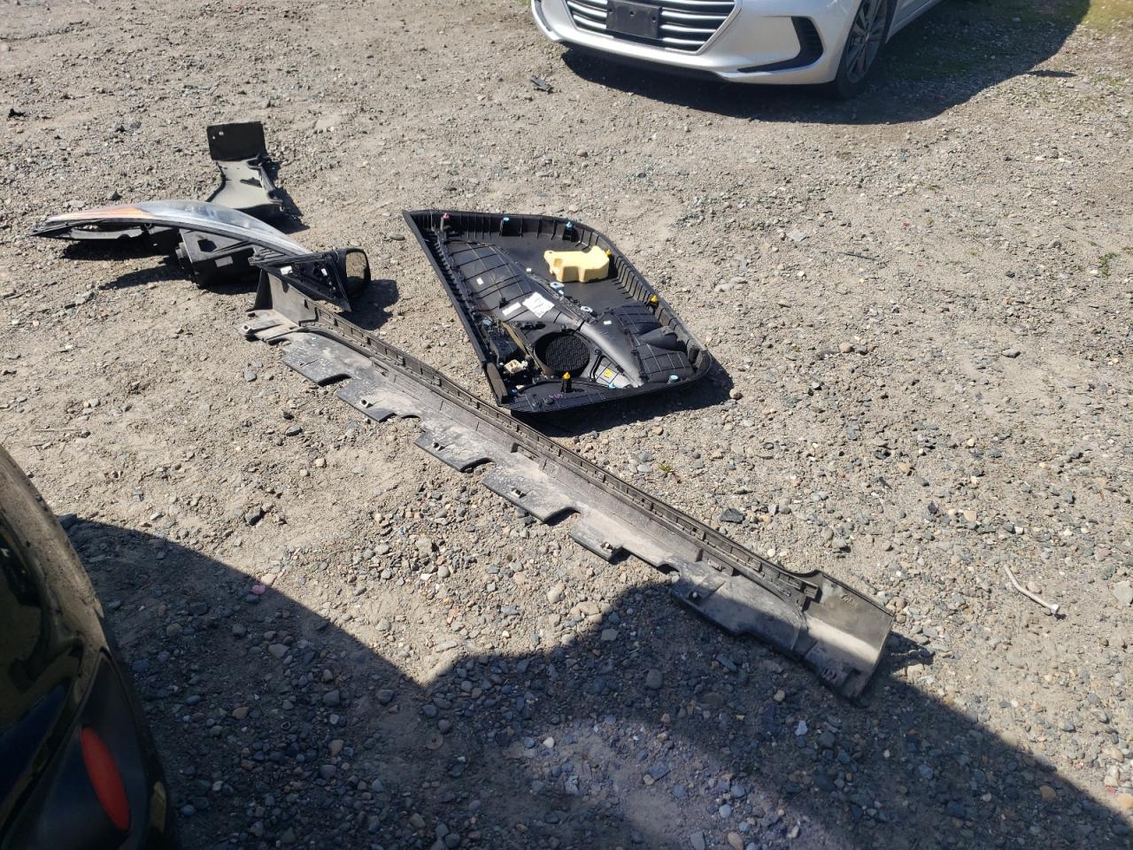 KMHTC6AE7FU234621 2015 Hyundai Veloster Turbo