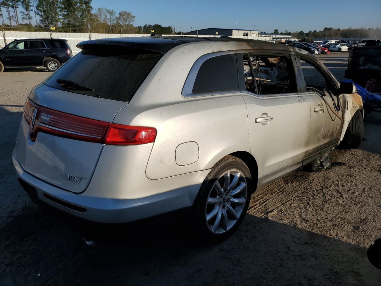 2LMHJ5FR3ABJ08809 2010 Lincoln Mkt