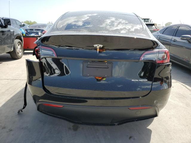 2024 Tesla Model Y VIN: 7SAYGDEEXRA221775 Lot: 47704734