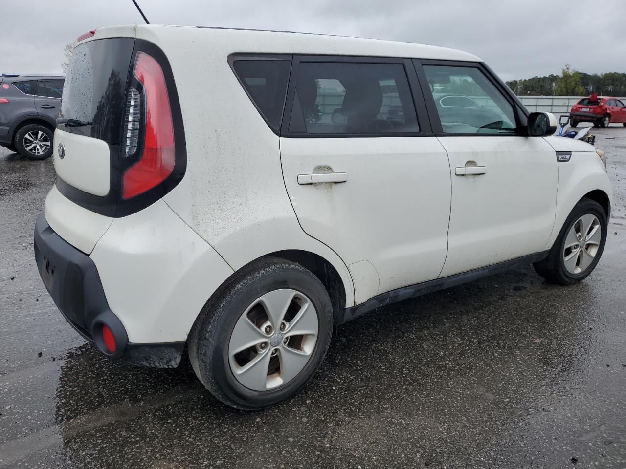 KNDJN2A26G7287704 2016 Kia Soul