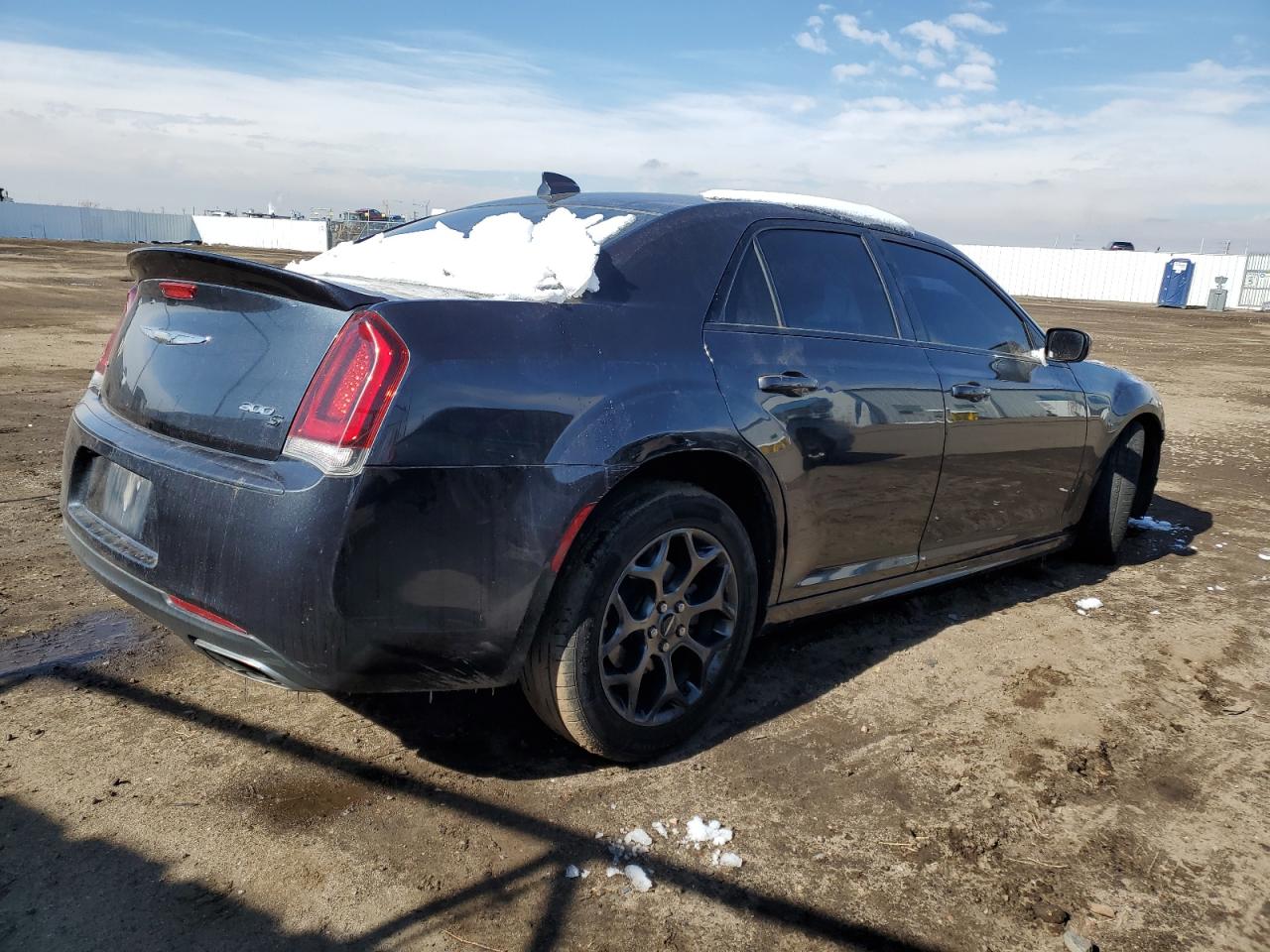 2C3CCAGG1JH223226 2018 Chrysler 300 S