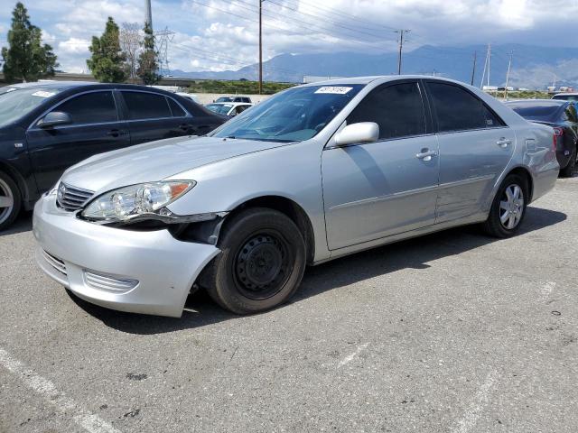 Lot #2423154672 2005 TOYOTA CAMRY LE salvage car