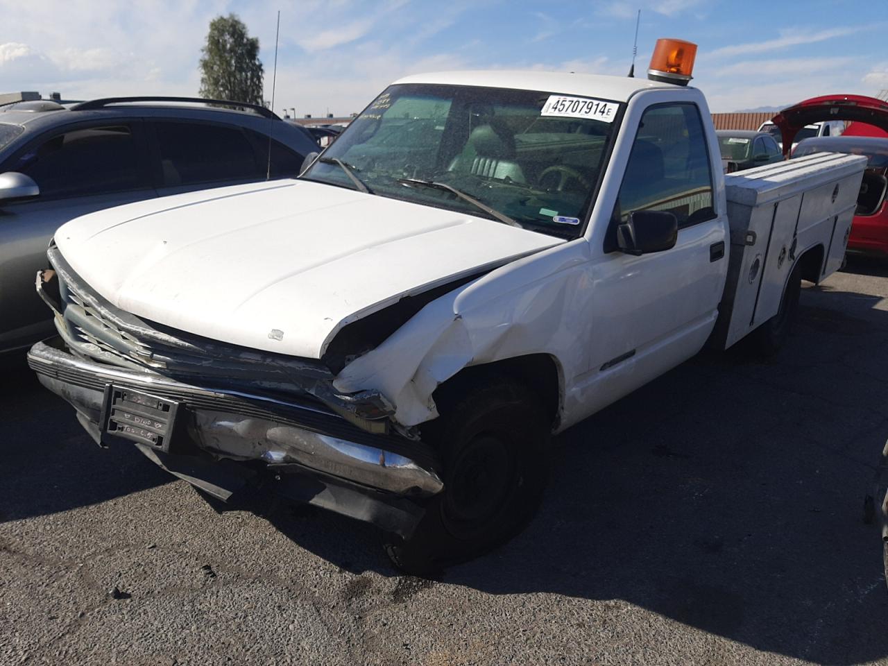 1GCGC24R2YF500180 2000 Chevrolet Gmt-400 C2500