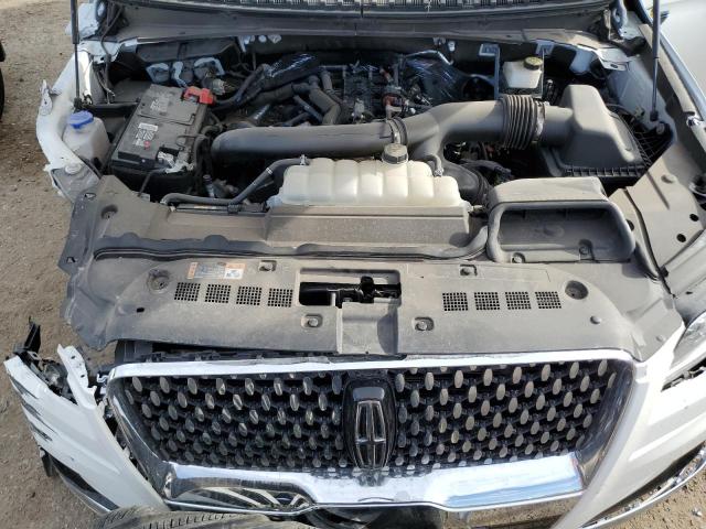 5LMJJ3TG1PEL11678 Lincoln Navigator  12