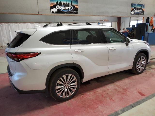 VIN 5TDEBRCH2PS128866 2023 Toyota Highlander, Hybri... no.3