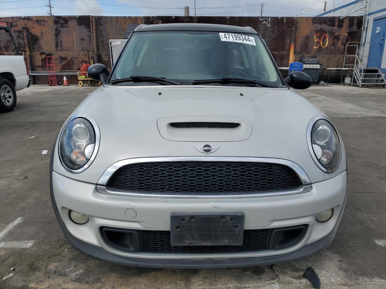 2013 Mini Cooper S Clubman vin: WMWZG3C59DTY32983