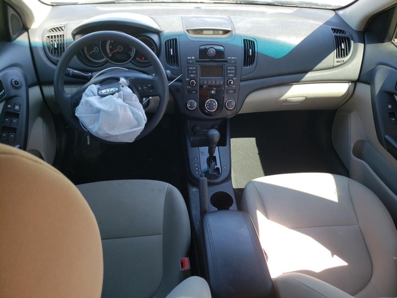 KNAFU4A26A5266744 2010 Kia Forte Ex