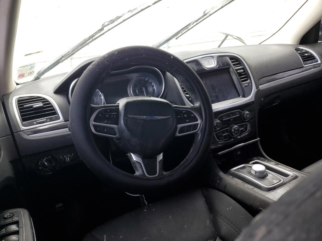 2C3CCAAG3KH589926 2019 Chrysler 300 Touring