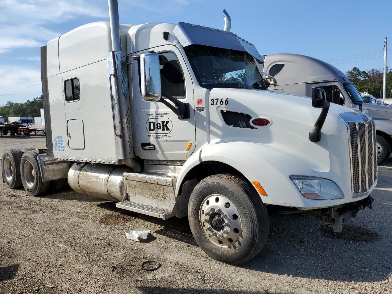 1XPBDP9X1GD333766 2016 Peterbilt 579