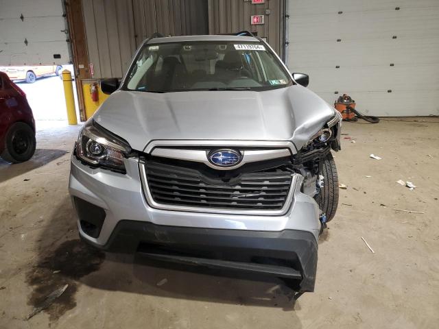2019 SUBARU FORESTER JF2SKACC5KH586120