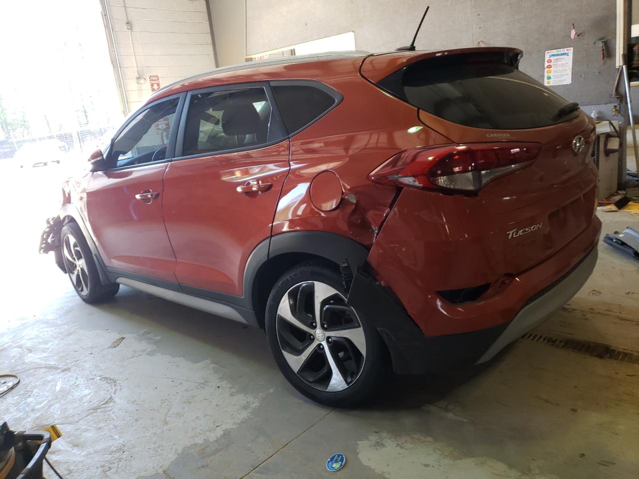 KM8J33A28HU472931 2017 Hyundai Tucson Limited