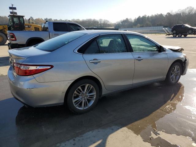 VIN 4T1BF1FKXHU767439 2017 Toyota Camry, LE no.3