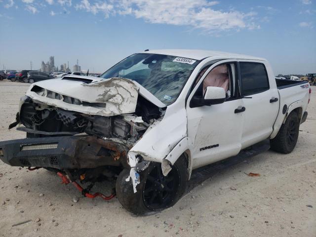Lot #2457670114 2018 TOYOTA TUNDRA CRE salvage car