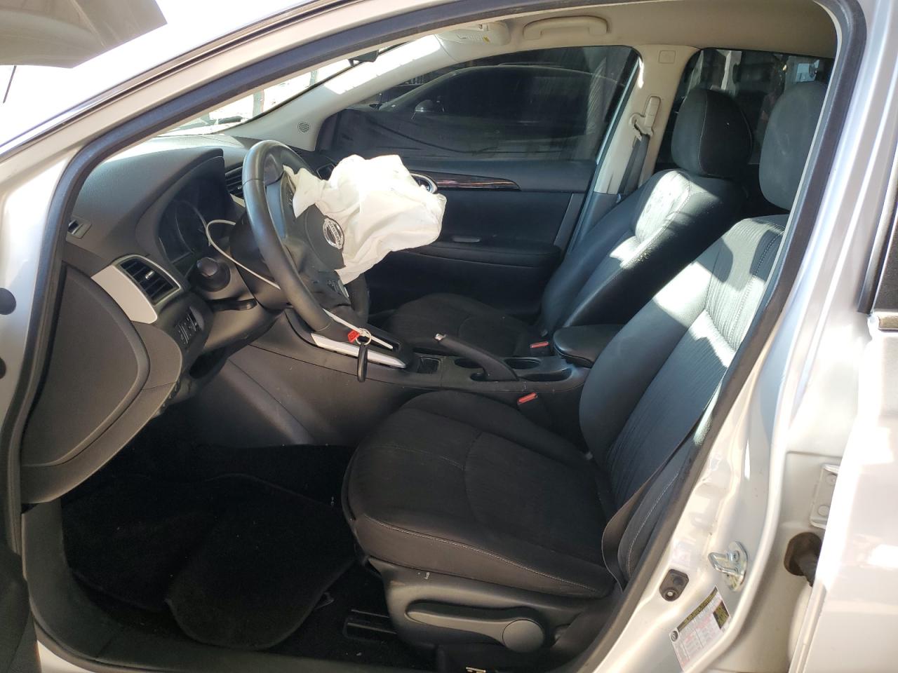 3N1AB7AP0HY335220 NISSAN SENTRA 2017