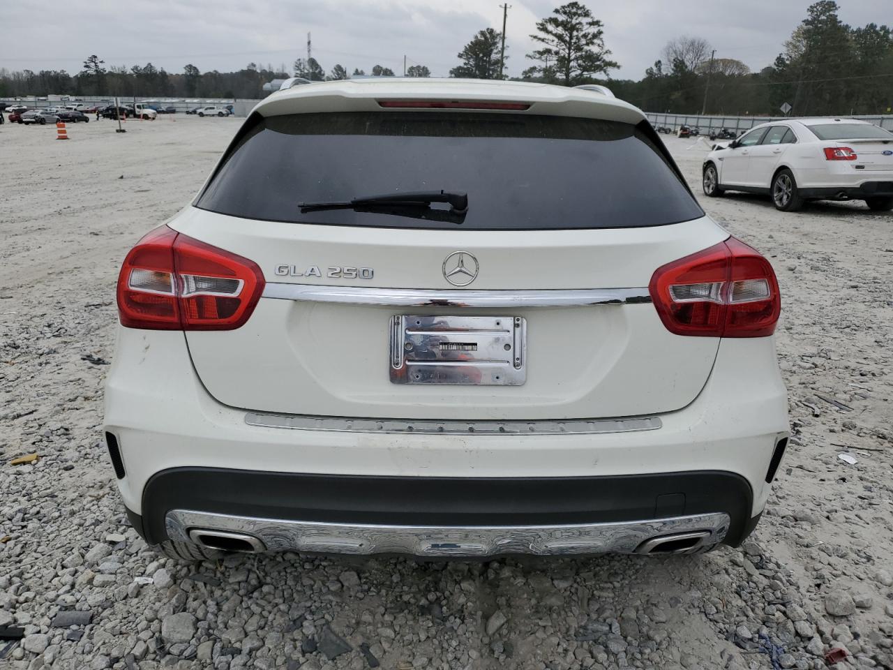 2018 Mercedes-Benz Gla 250 vin: WDCTG4EB7JJ449806