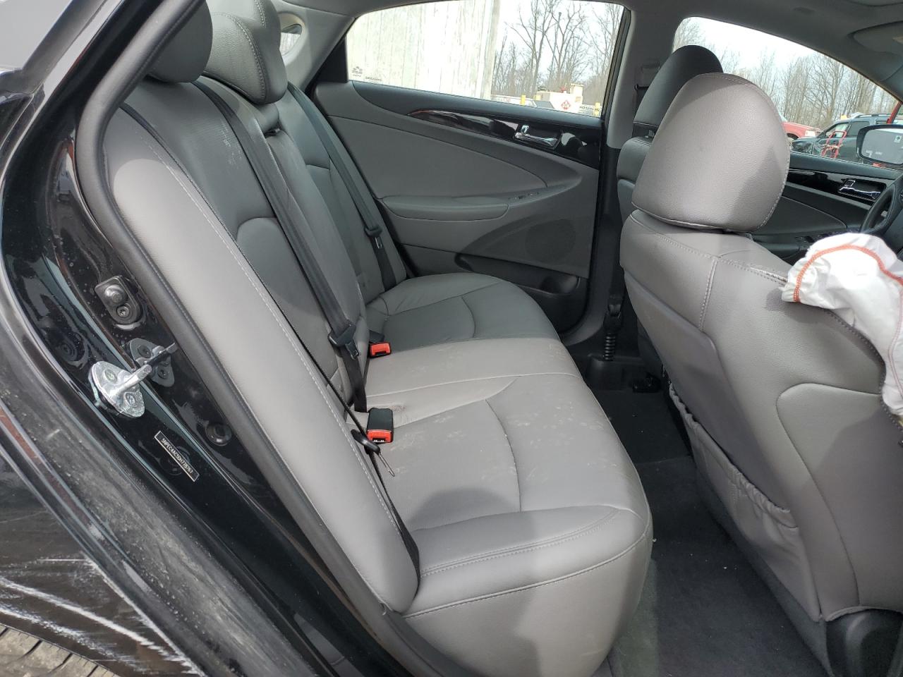 5NPEC4AC5DH778767 2013 Hyundai Sonata Se