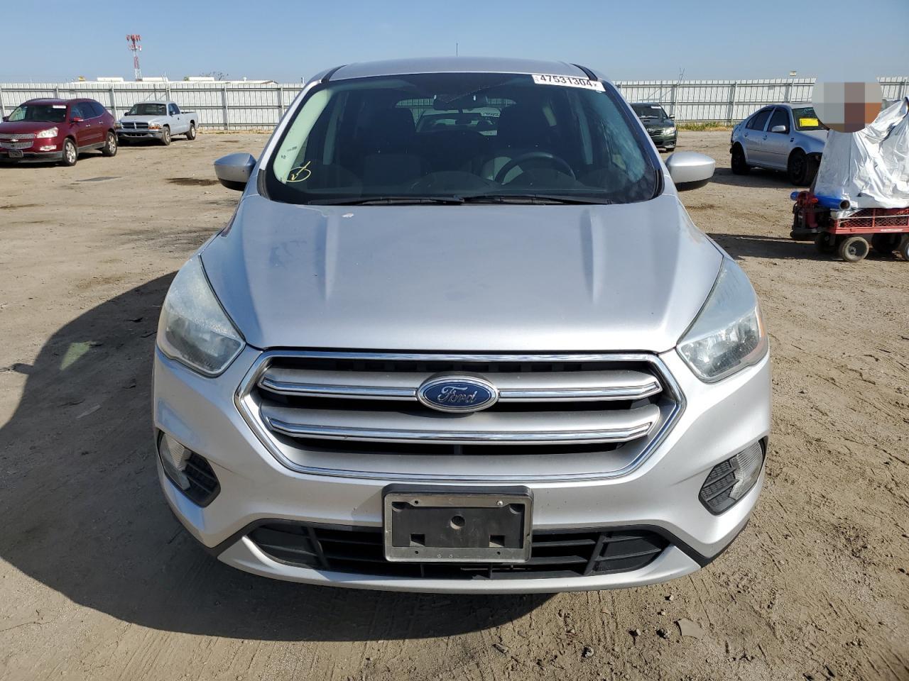 1FMCU9GD4HUE36140 2017 Ford Escape Se