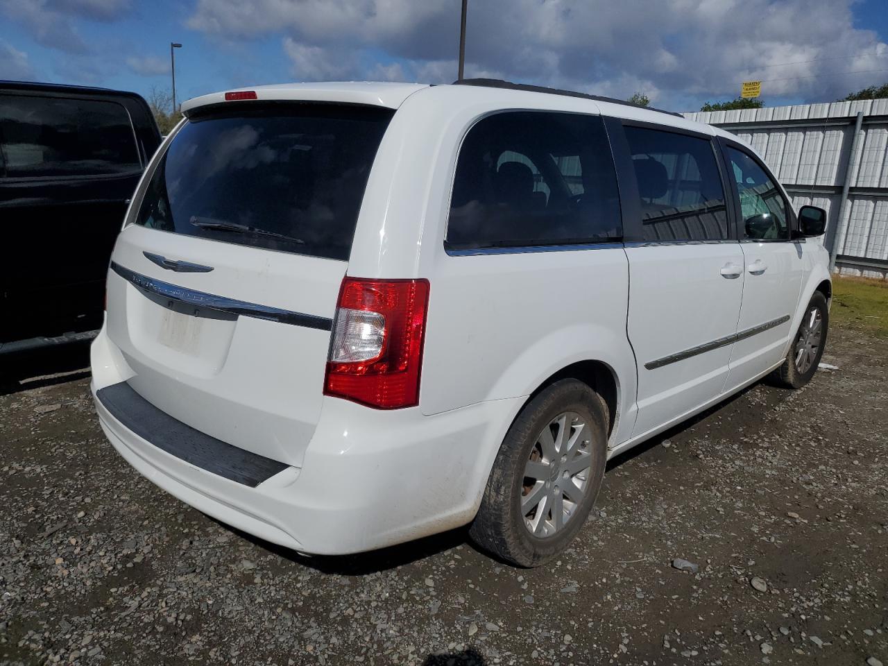 2C4RC1BG3GR186101 2016 Chrysler Town & Country Touring