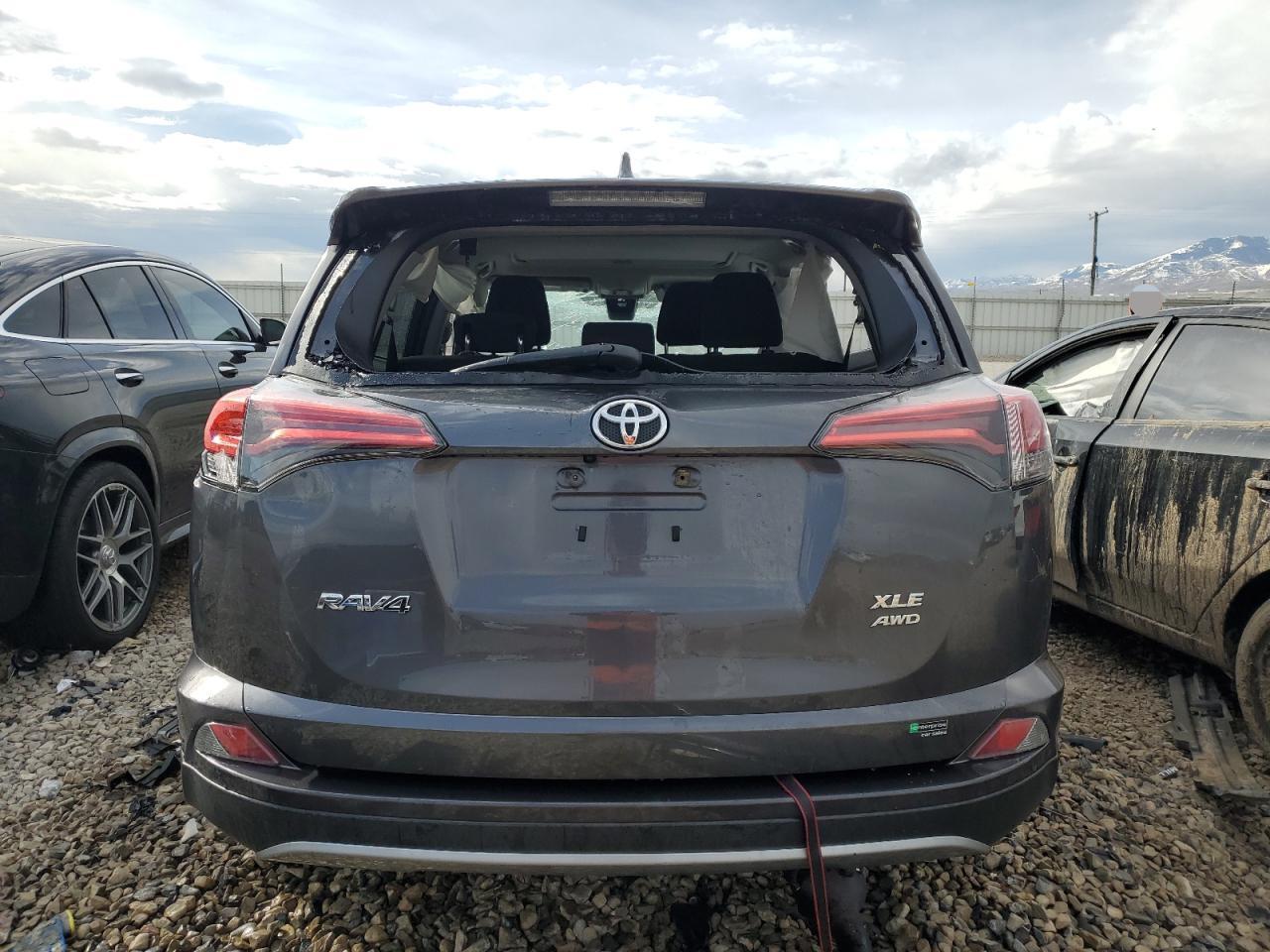 2018 Toyota Rav4 Adventure vin: 2T3RFREV1JW796317