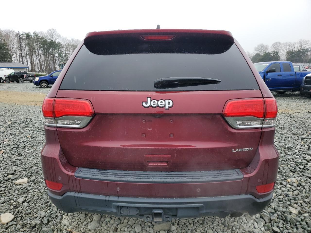 1C4RJEAGXHC888294 2017 Jeep Grand Cherokee Laredo