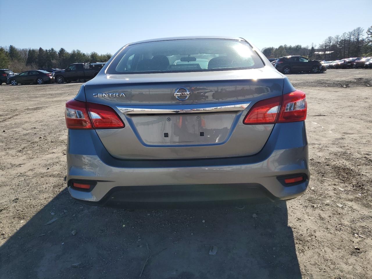 3N1AB7AP9JY217415 NISSAN SENTRA 2018