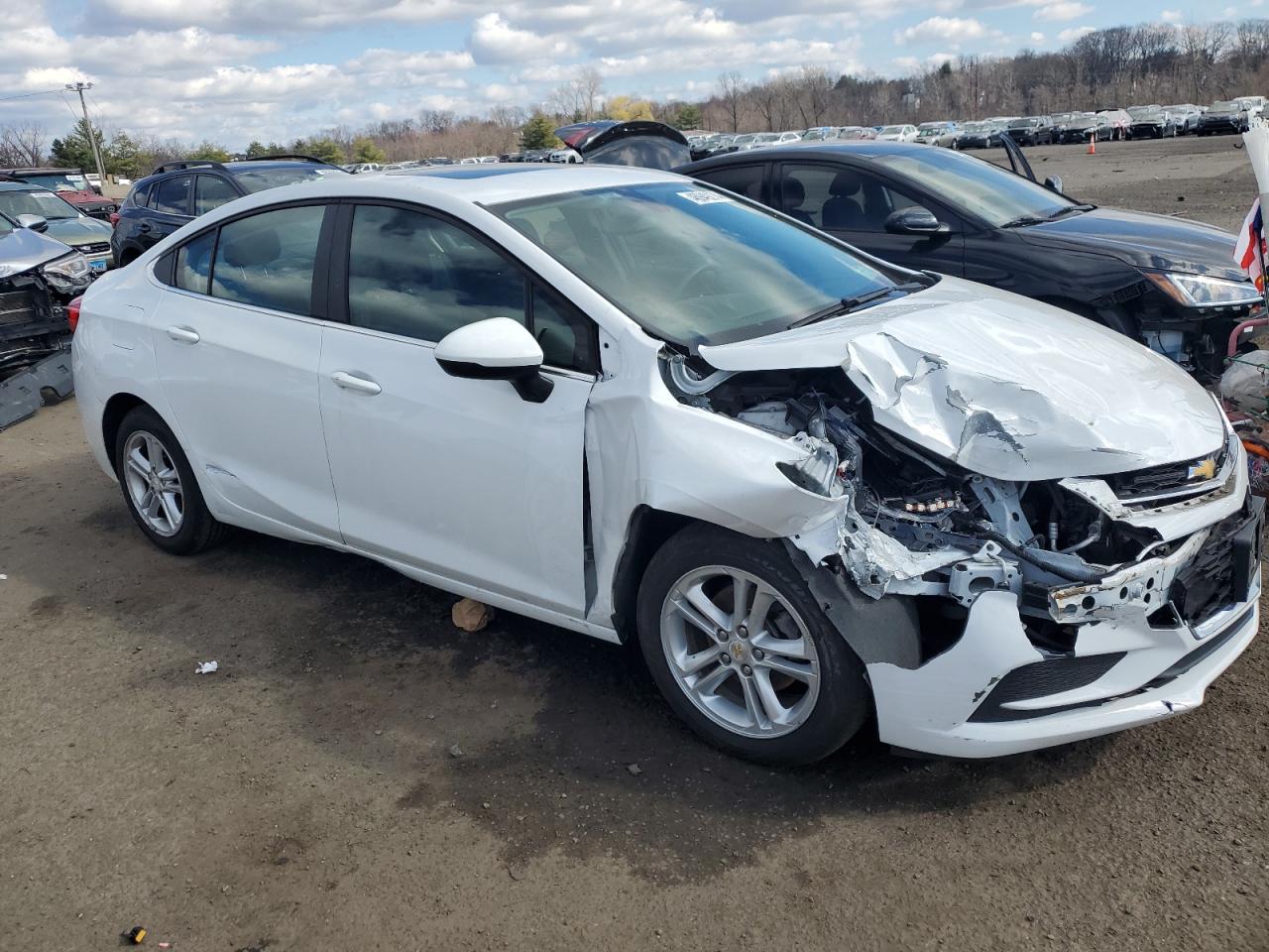 2017 Chevrolet Cruze Lt vin: 1G1BE5SM4H7136358