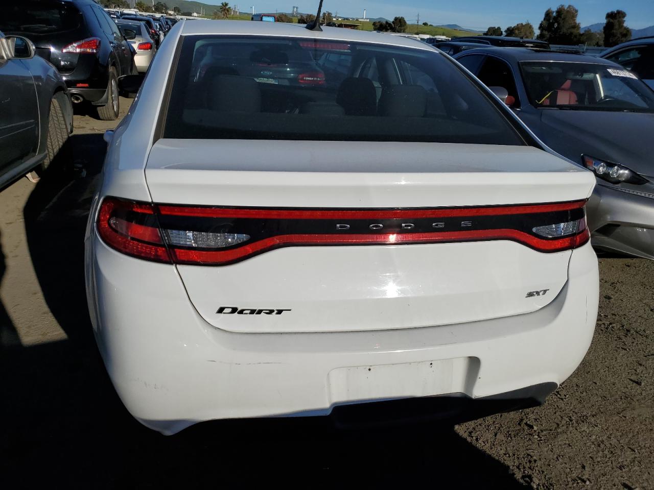 1C3CDFBB3FD150094 2015 Dodge Dart Sxt