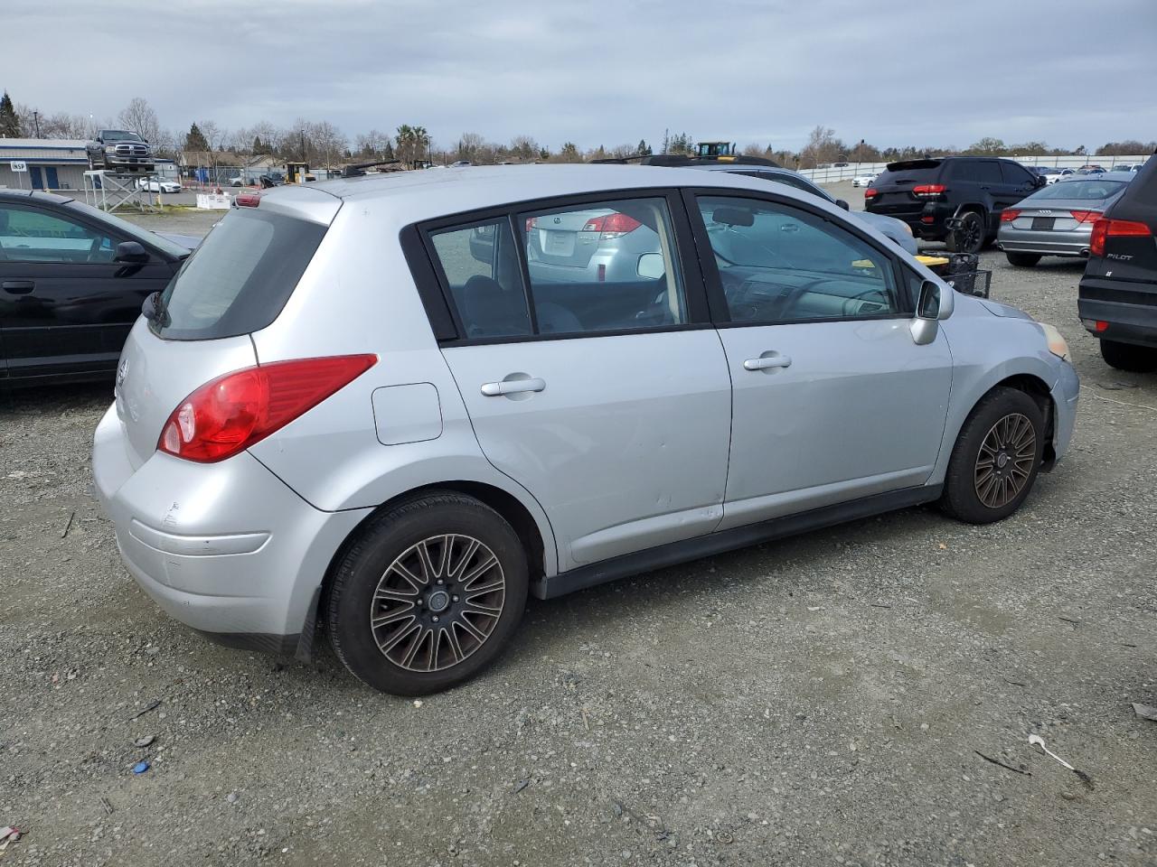 3n1bc13e47l383244 3N1BC13E47L383244 2007 Nissan Versa S