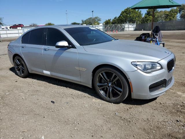 VIN WBAYA8C59FD825488 2015 BMW 7 Series, 750 I no.4