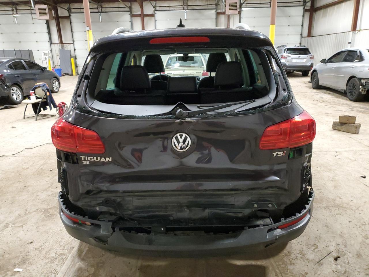 WVGAV7AX9GW522963 2016 Volkswagen Tiguan S