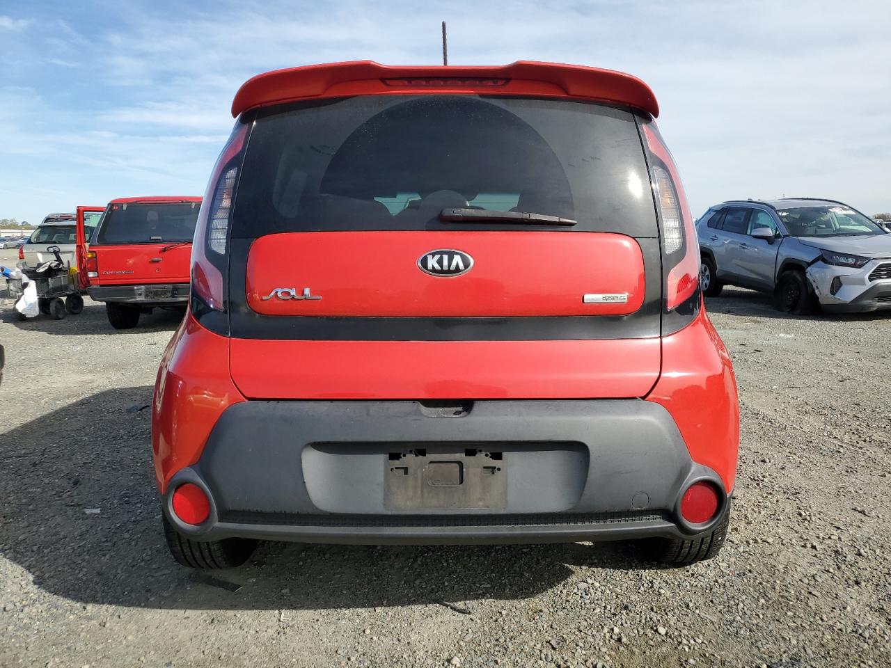 KNDJP3A53F7758023 2015 Kia Soul +