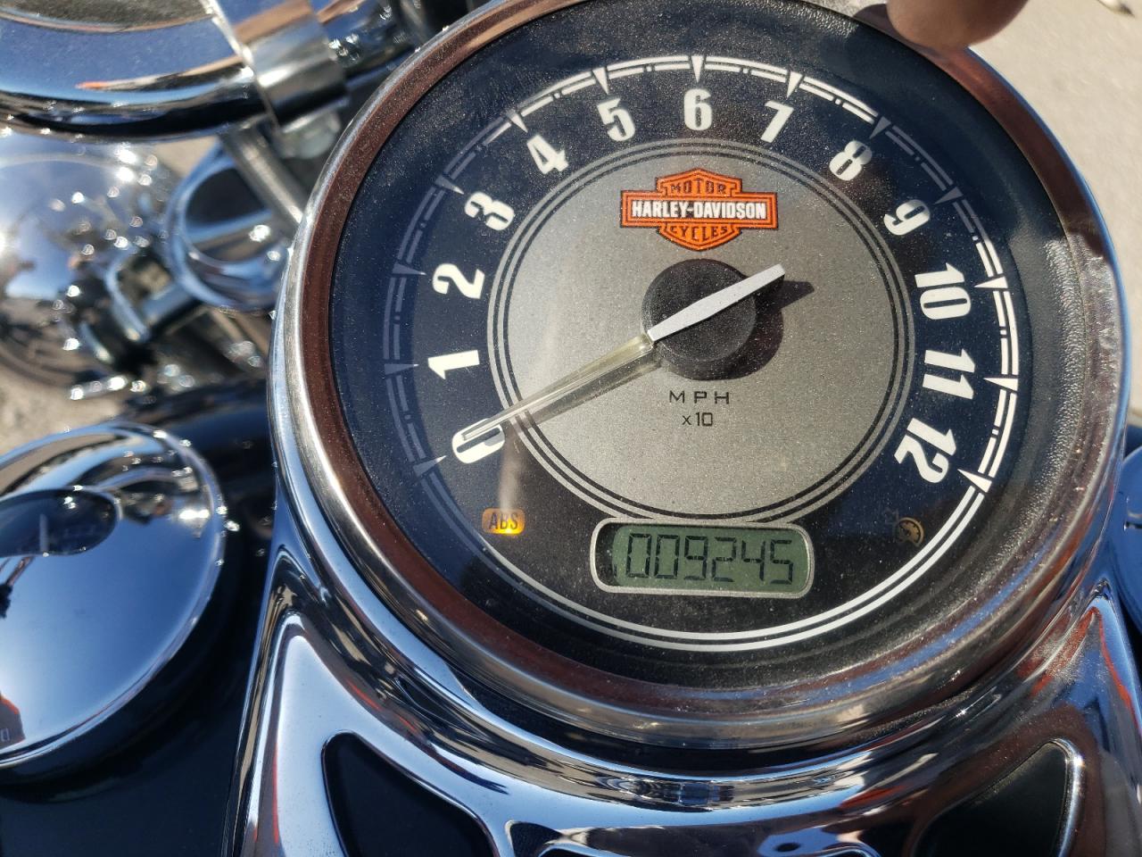 1HD1BWV11GB037350 HARLEY-DAVIDSON FL 2016