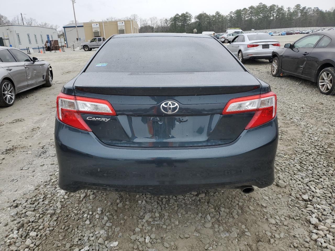 4T1BF1FK0EU831208 2014 Toyota Camry L