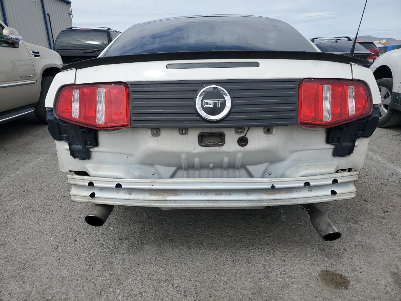 1ZVBP8CH6A5113117 2010 Ford Mustang Gt