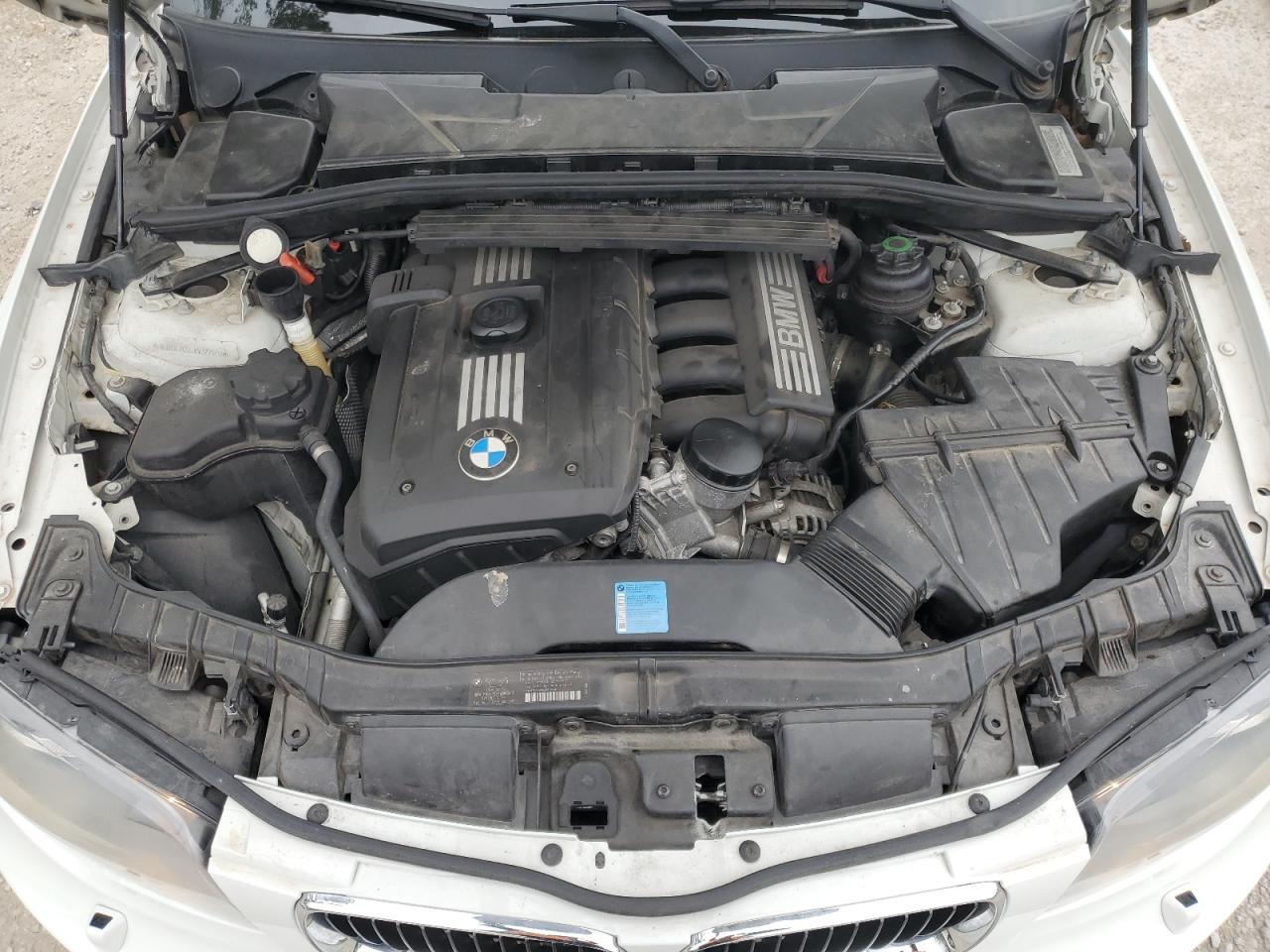 WBAUL7C55AVJ77900 2010 BMW 128 I