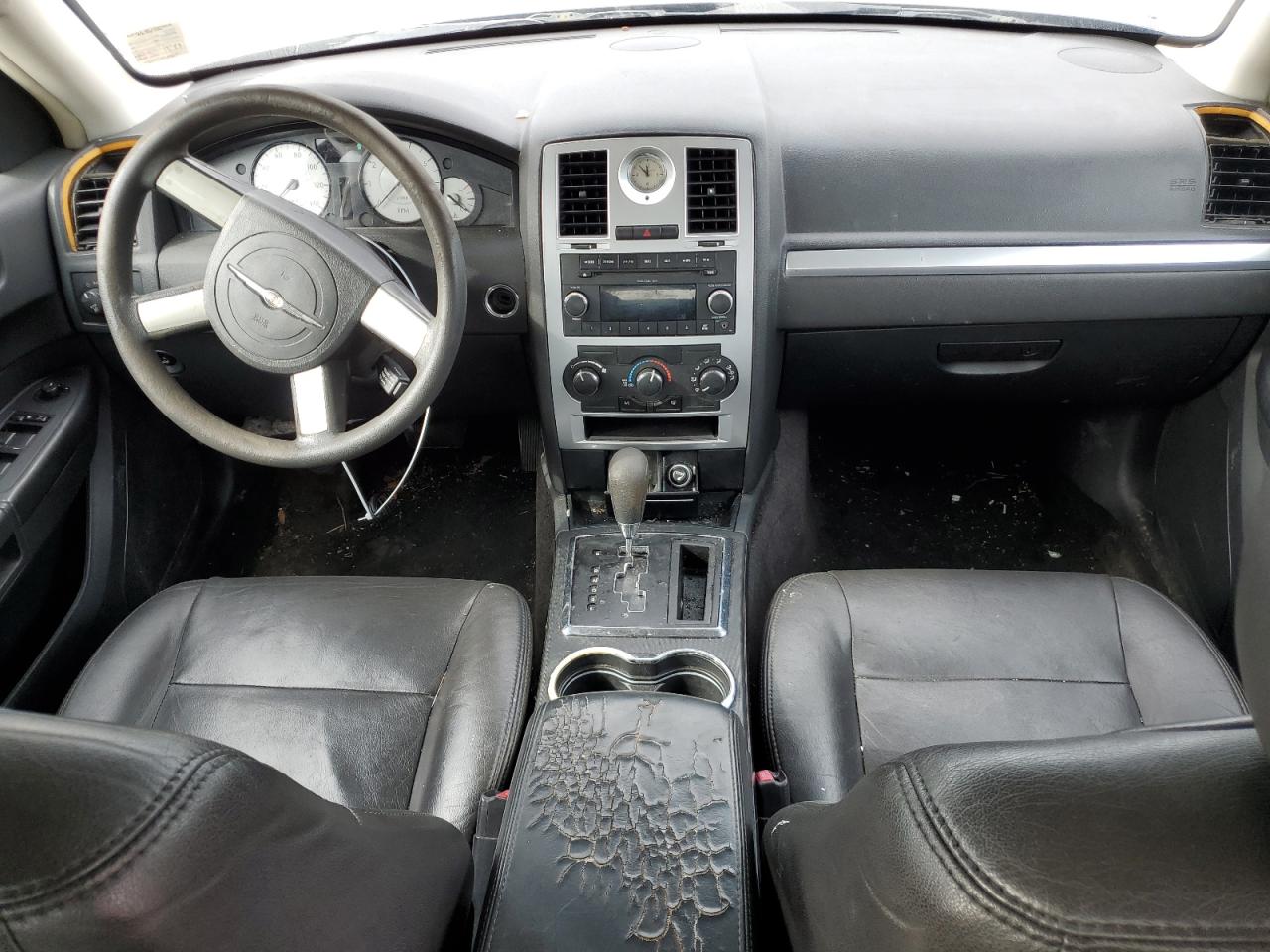 2C3CA4CD8AH198683 2010 Chrysler 300 Touring