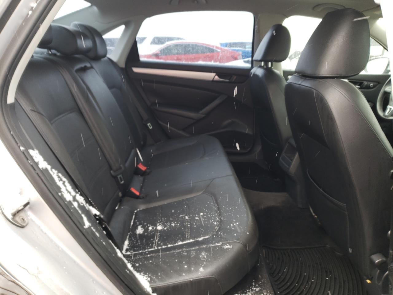 1VWBH7A32CC066357 2012 Volkswagen Passat Se