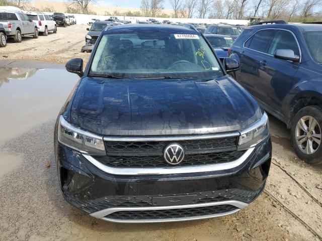 3VVWX7B21NM030160 Volkswagen Taos SE  5