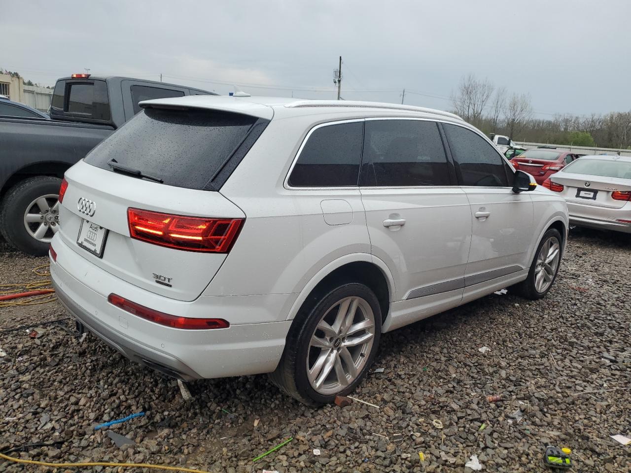 WA1VAAF78JD041557 2018 Audi Q7 Prestige