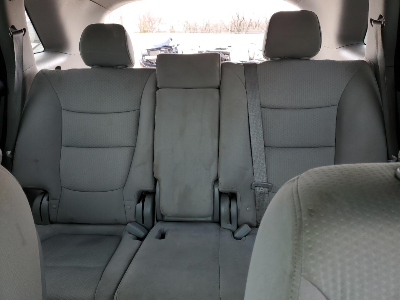 5XYKT3A1XDG377279 2013 Kia Sorento Lx