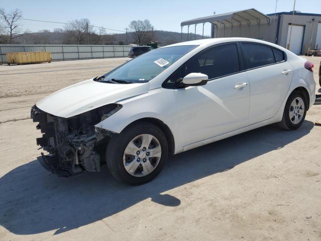 Lot #2426111151 2017 KIA FORTE LX salvage car