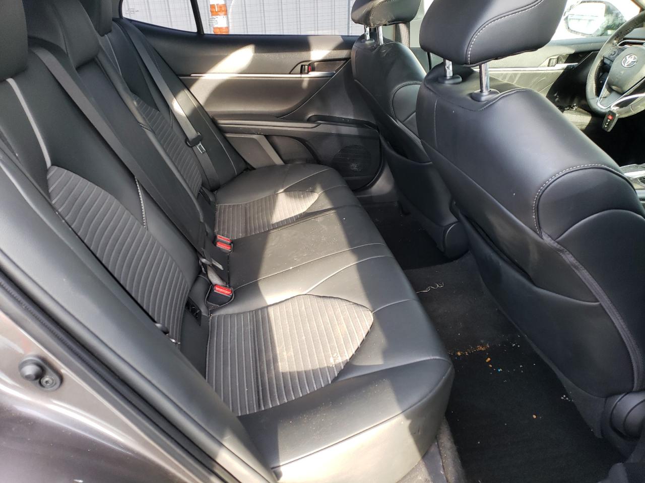 4T1M11AK9LU401057 2020 Toyota Camry Se