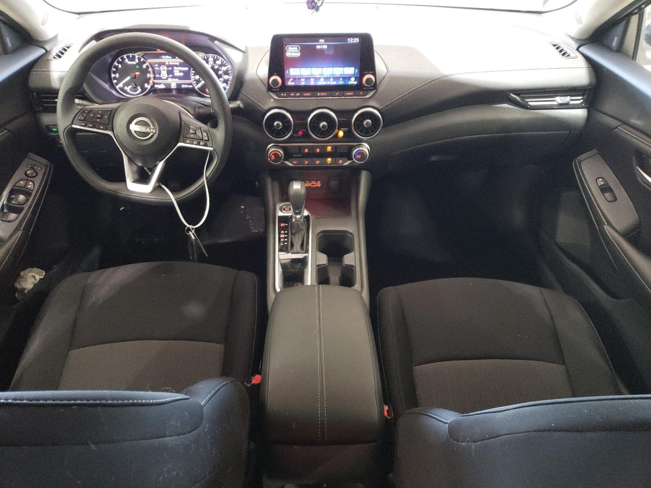 3N1AB8CV9RY247995 NISSAN SENTRA 2024