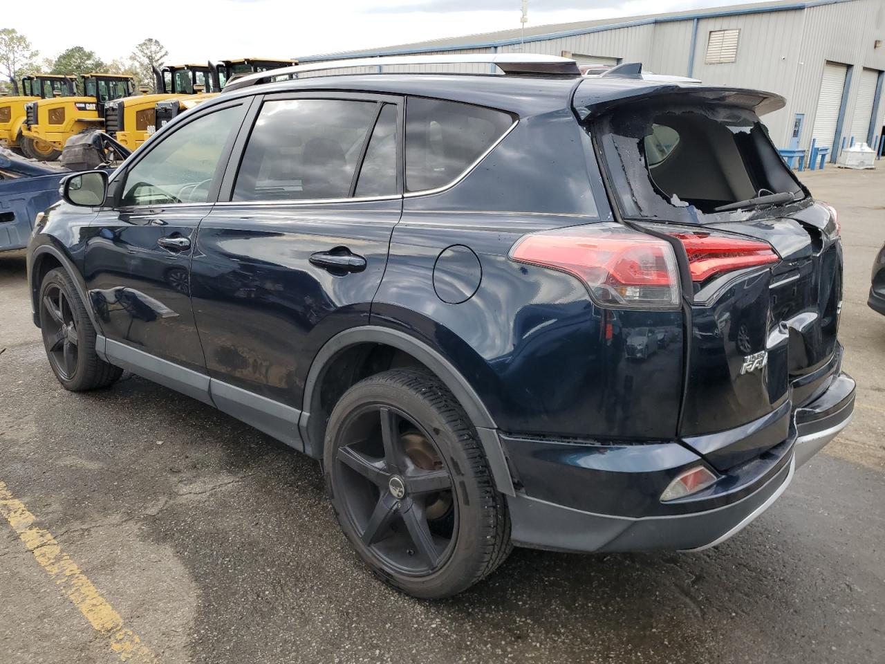 JTMWFREV4HD096723 TOYOTA RAV4 2017
