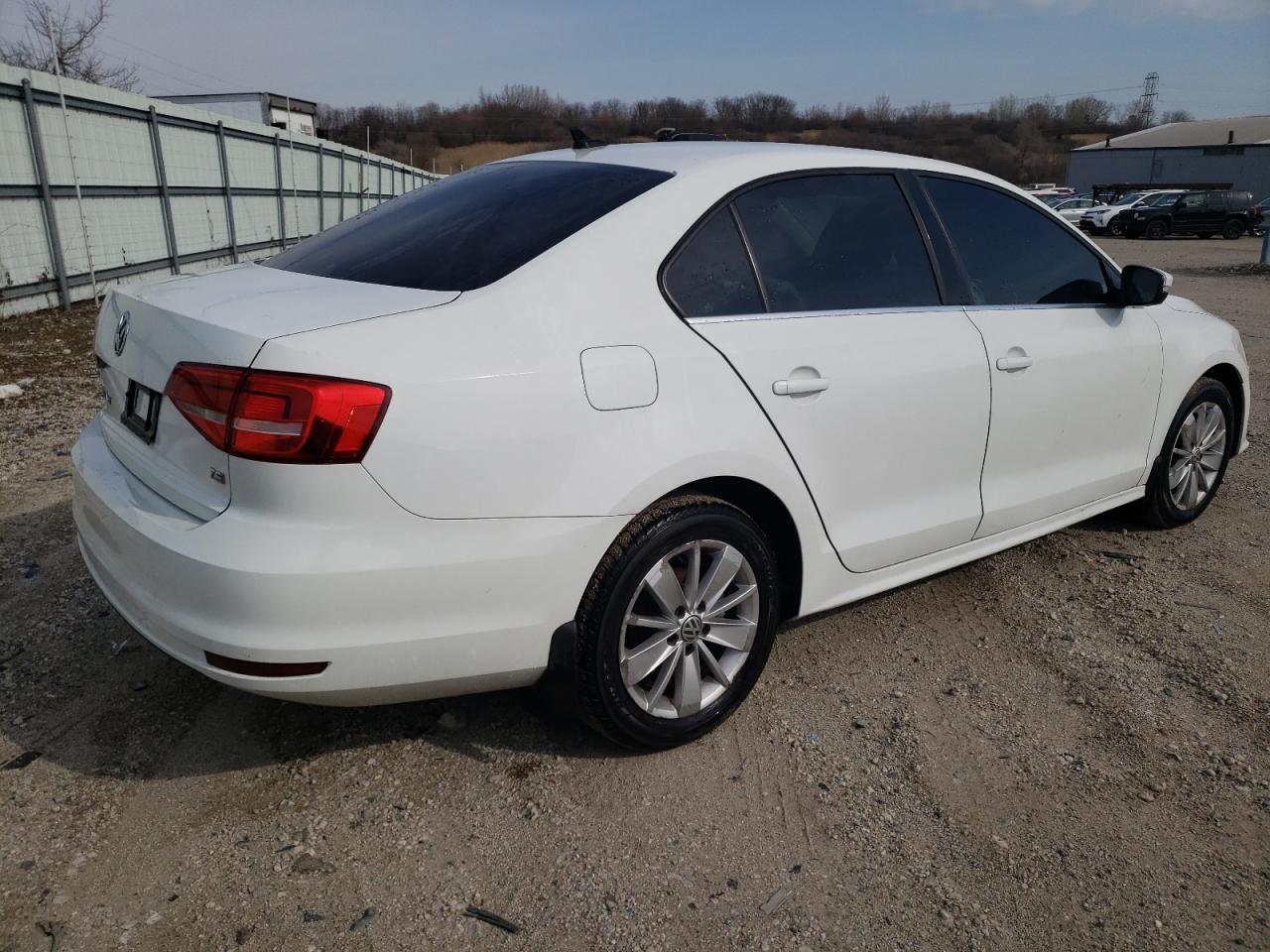 3VWD17AJ7FM338416 2015 Volkswagen Jetta Se