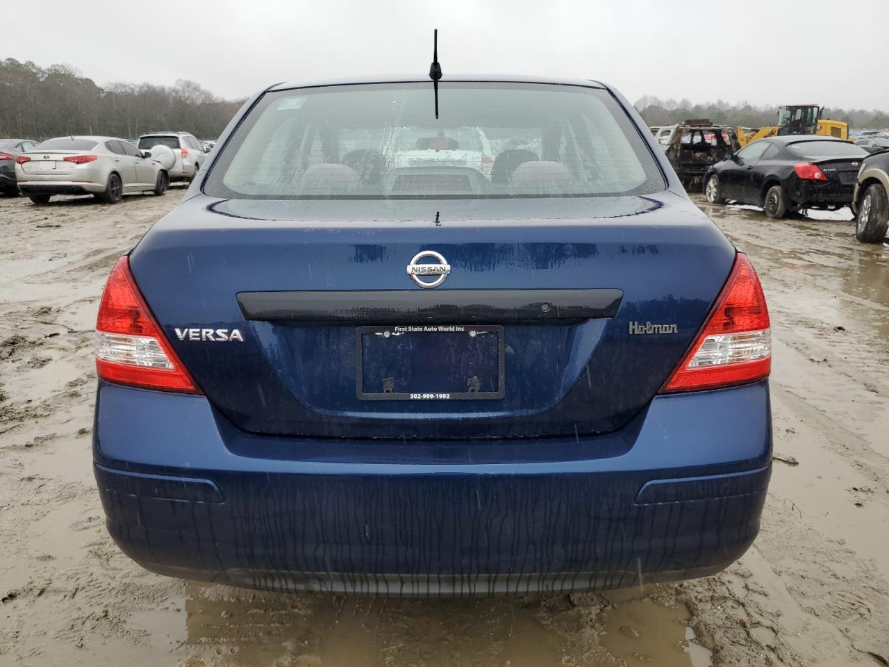 3N1CC11E39L439653 2009 Nissan Versa S