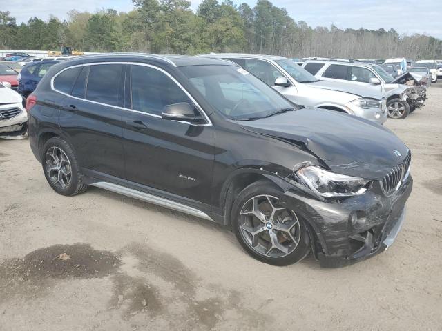  BMW X1 2017 Чорний