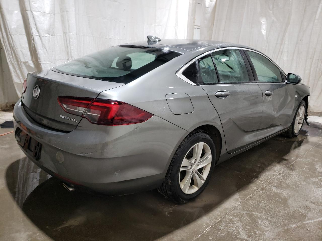 W04GL6SX1J1144519 2018 Buick Regal Preferred