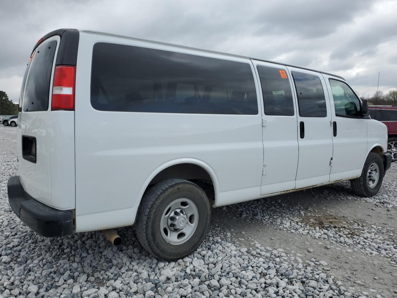 1GAZGNFG4H1314057 CHEVROLET EXPRESS 2017
