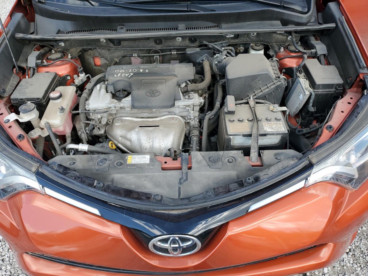 JTMRFREV1GD186228 TOYOTA RAV4 2016